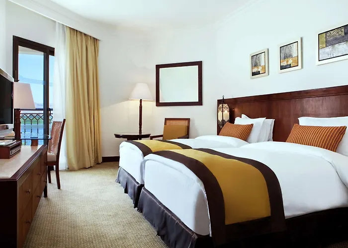 Hilton Luxor Resort & Spa
